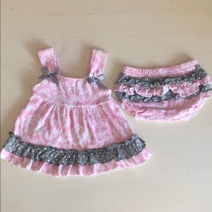 👗Baby Essentials 9 month summer 2 pc ruffle butt